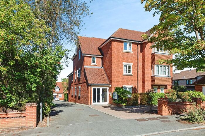 1 Bedroom Flat To Rent In Tegan Close, Sutton, SM2