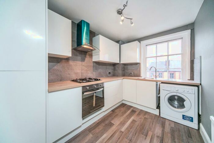 3 Bedroom Flat To Rent In Southampton Street, Reading, RG1