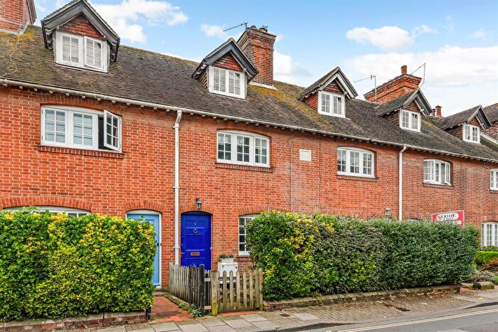 2 Bedroom Terraced House To Rent In Little London, Chichester, PO19