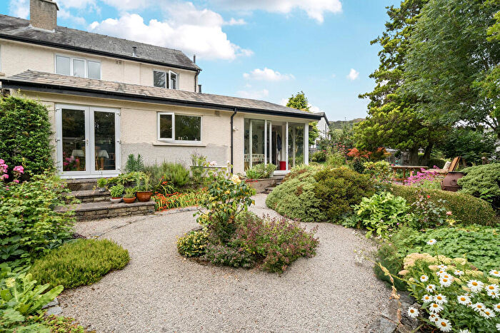 3 Bedroom Semi-Detached House For Sale In Gowan Crescent, Staveley, Kendal, Cumbria, LA8