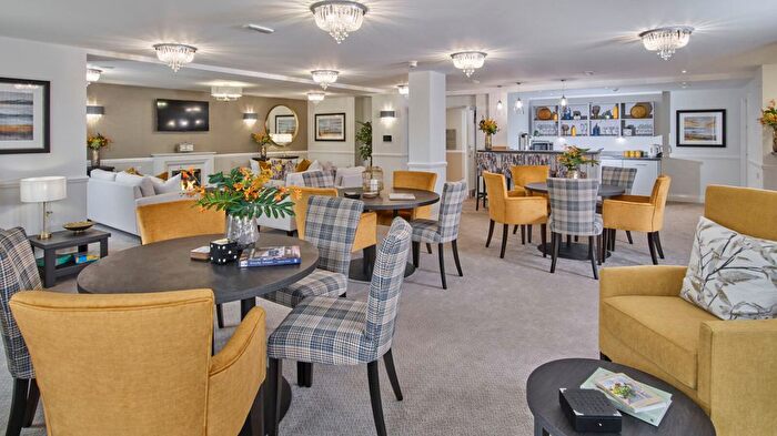 2 Bedroom Flat For Sale In Foxhall Road, Didcot, Oxfordshire, OX11