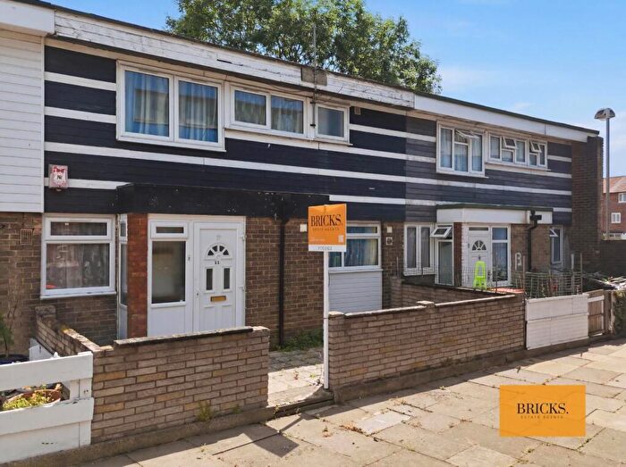2 Bedroom Terraced House For Sale In Forty Acre Lane, London, E16