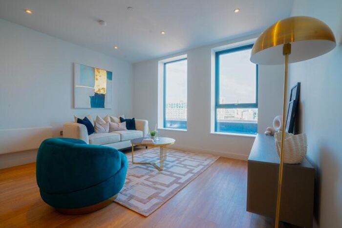 2 Bedroom Apartment To Rent In Linter Building, Manchester New Square Manchester, M1