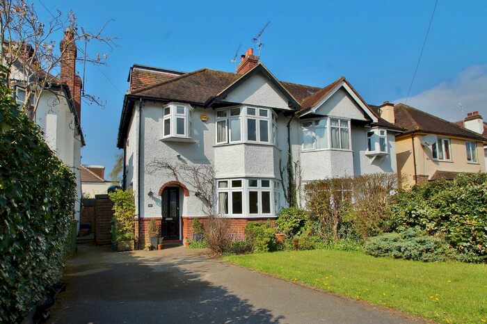 4 Bedroom Semi-Detached House To Rent In Leigh Road, Cobham, Surrey, KT11