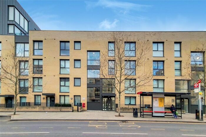 2 Bedroom Flat To Rent In Bristol Avenue, Colindale NW9