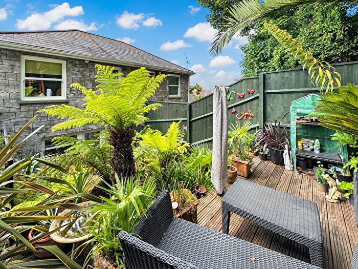 2 Bedroom Semi-Detached House For Sale In Grove Road, Ventnor, PO38