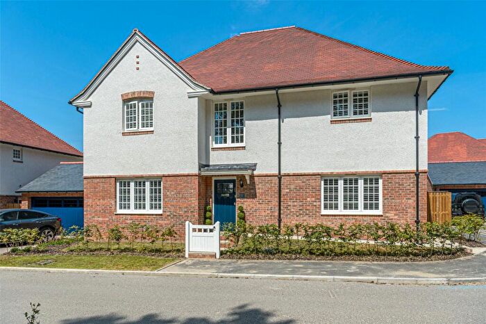 5 Bedroom Detached House For Sale In Faulkner Close, Lambton Park, Chester Le Street, DH3