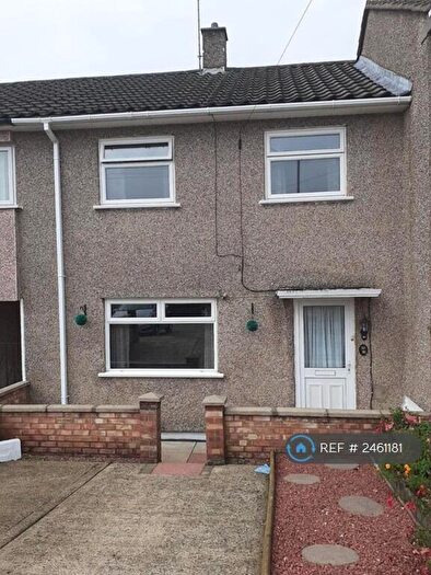 2 Bedroom Terraced House To Rent In Raglan Close, Luton, LU4