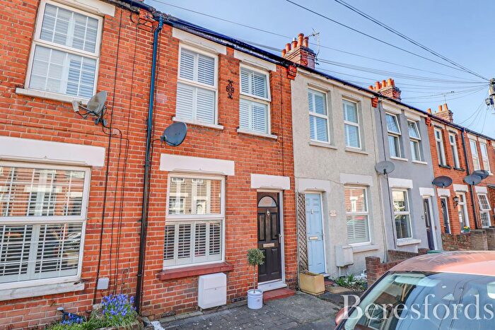 2 Bedroom Terraced House For Sale In North Road Avenue, Brentwood, CM14