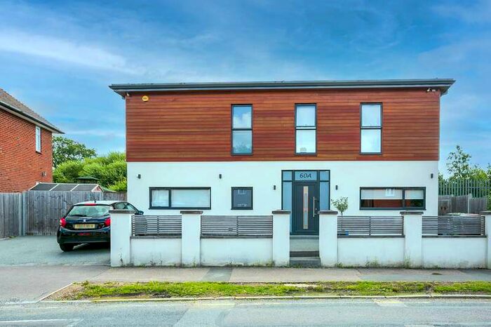 4 Bedroom Detached House To Rent In Harcourt Road, Bushey, Hertfordshire, WD23