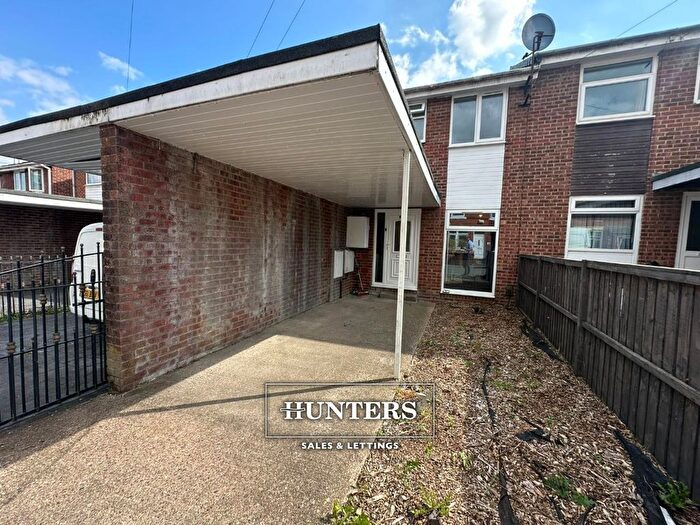 2 Bedroom Property To Rent In Lincoln Street, Wakefield, WF2