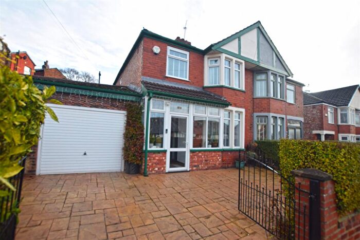 3 Bedroom Semi Detached House For Sale In Sidney Road, Manchester, M9