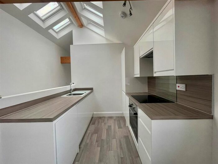 2 Bedroom Flat To Rent In Guildhall Street, Bury St. Edmunds IP33