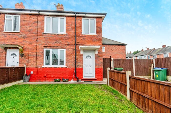 3 Bedroom End Of Terrace House For Sale In North Road, Tipton, DY4