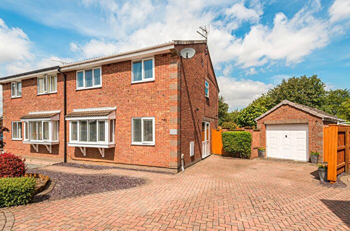 4 Bedroom Semi-Detached House For Sale In Poplar Grove, Hedon, Hull, HU12