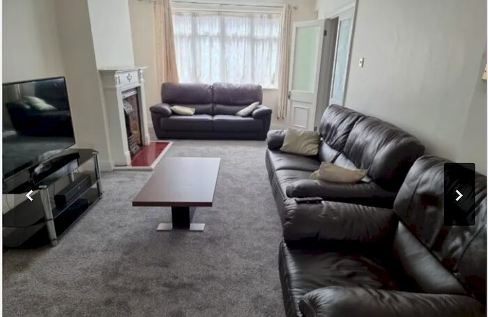 5 Bedroom Semi-Detached House To Rent In Dudley Drive, Ruislip, Greater London, HA4
