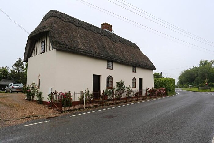 2 Bedroom Semi Detached House To Rent In The Street, Pebmarsh, CO9