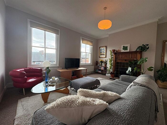 2 Bedroom Flat To Rent In Blossom Street, York, YO24