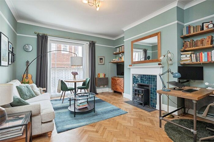 1 Bedroom Flat For Sale In Mount Sion, Tunbridge Wells, Kent, TN1