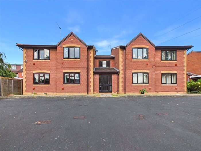 1 Bedroom Flat For Sale In Otter Lane, Worcester, Worcestershire, WR5