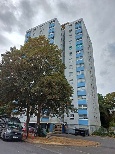 1 Bedroom Flat For Sale In Edgar Road, Whitton, Hounslow, TW4