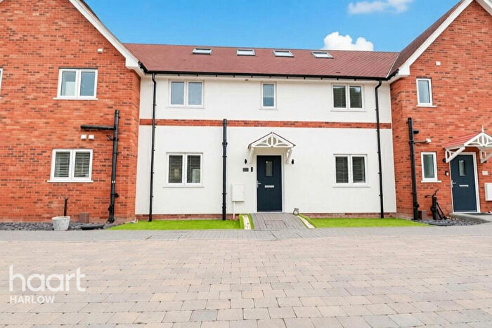 5 Bedroom Terraced House For Sale In Fold Croft, Harlow, CM20