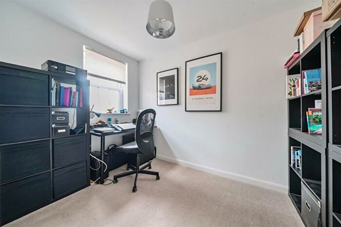 3 Bedroom Terraced House For Sale In Jermin Mews, Great Denham, MK40