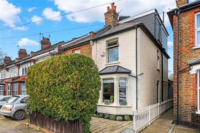 3 Bedroom Semi-Detached House For Sale In Lower Kings Road, Kingston Upon Thames, KT2