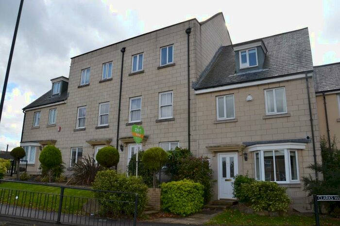 5 Bedroom House To Rent In Clarks Way, Bath, BA2