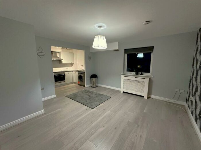 2 Bedroom Apartment To Rent In Connington Crescent, Chingford, E4