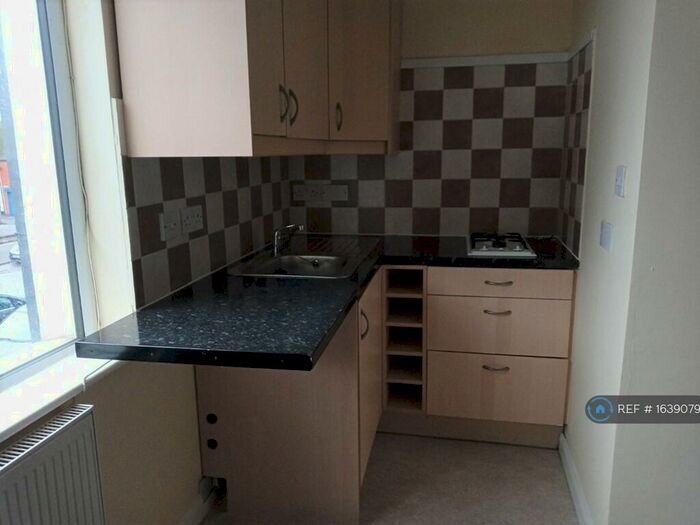 Studio To Rent In Port Street, Hyde, SK14