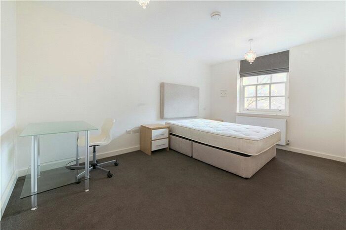 Studio To Rent In Old Brompton Road, South Kensington, London, SW7
