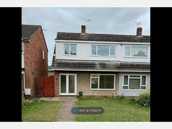 3 Bedroom Semi-Detached House To Rent In Dunster Gardens, Nailsea, Bristol, BS48