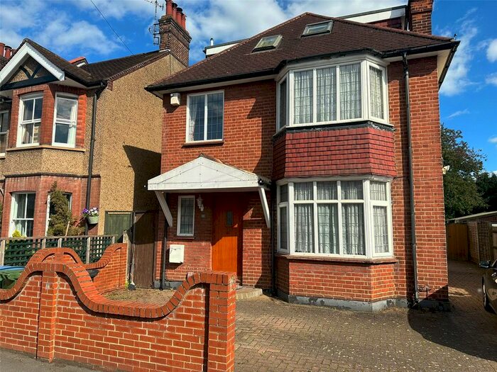 5 Bedroom Detached House To Rent In Oxhey Avenue, Watford, Hertfordshire, WD19