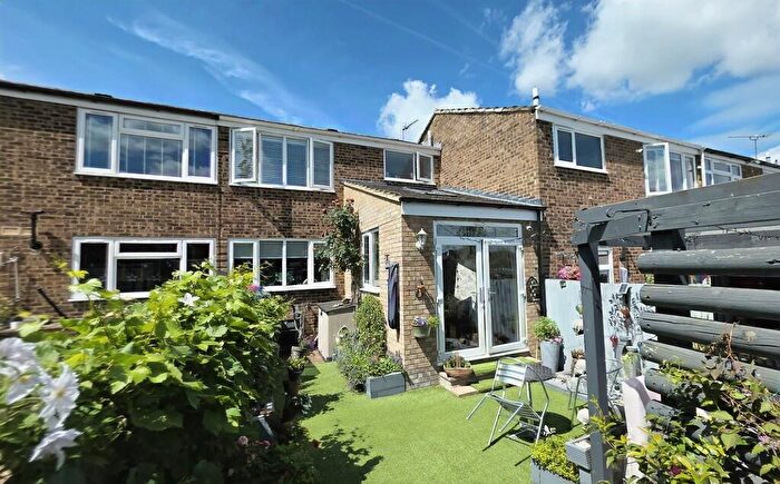 3 Bedroom Terraced House For Sale In Winston Crescent, Brackley, NN13