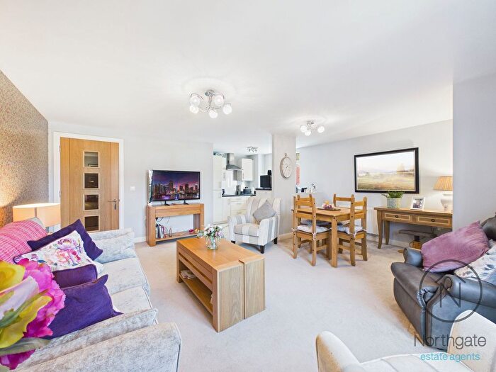 2 Bedroom Flat For Sale In Trinity Road, Darlington, DL3