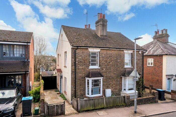 2 Bedroom Semi-Detached House To Rent In George Street, Old Town, Hemel Hempstead, Hertfordshire, HP2