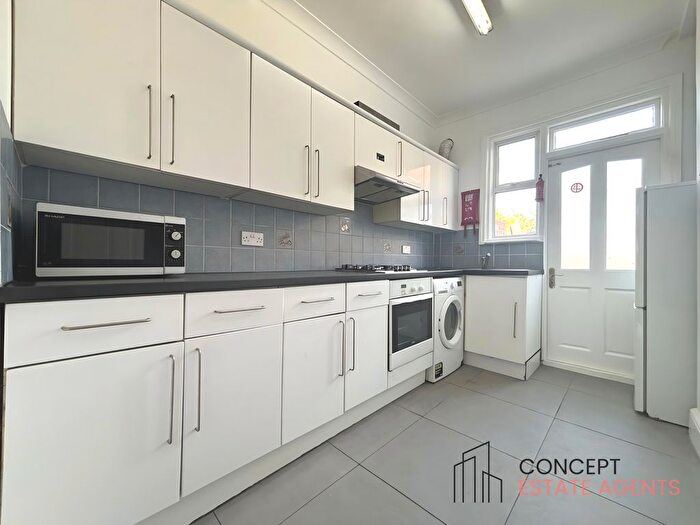 4 Bedroom Terraced House To Rent In Jersey Road, Tooting, SW17