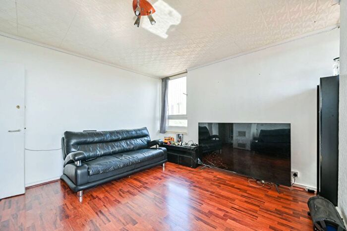 1 Bedroom Flat To Rent In New Kent Road, Newington, London, SE1