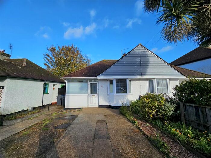2 Bedroom Bungalow To Rent In Greenhill Gardens, Herne Bay, CT6