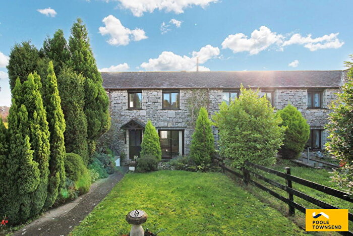 3 Bedroom End Of Terrace House For Sale In Kirkhead Road, Grange-over-sands, LA11