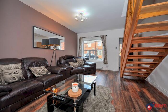 3 Bedroom Semi-Detached House To Rent In The Copse, Blaydon-On-Tyne, NE21