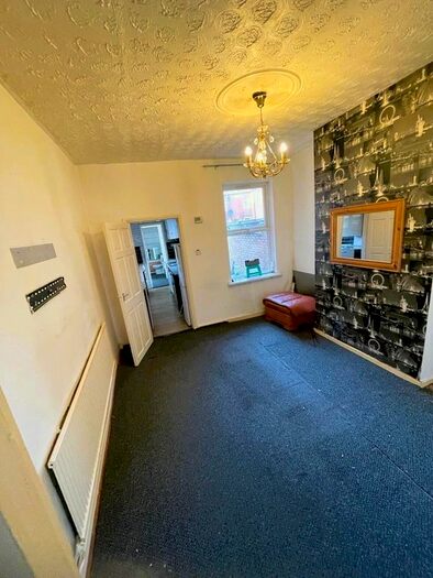 3 Bedroom Terraced House To Rent In Paget Road, Leicester, LE3