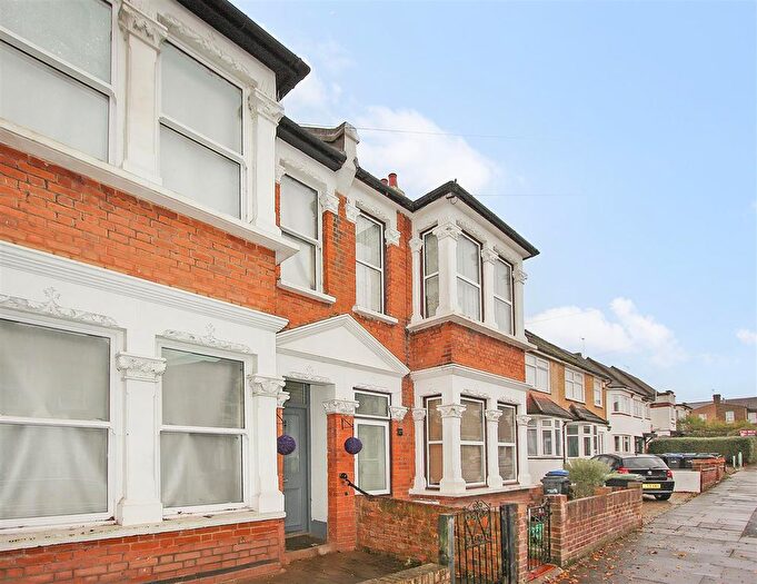 3 Bedroom Terraced House To Rent In Fotheringham Road, Enfield, EN1