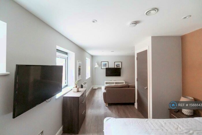 Studio To Rent In Cheapside, Liverpool, L2