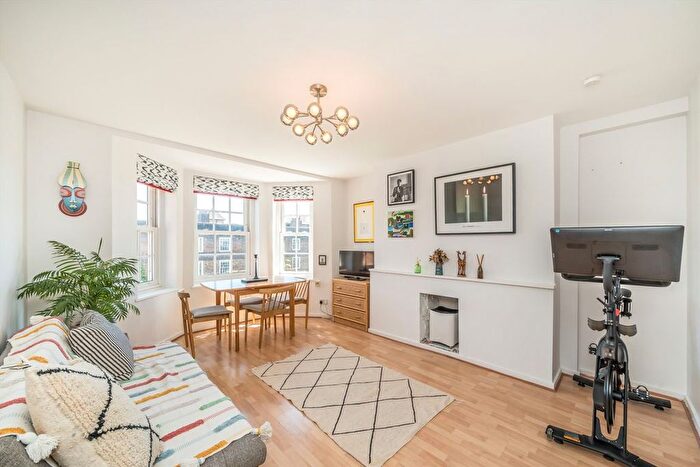 2 Bedroom Flat For Sale In Tyers Street, Kennington, SE11