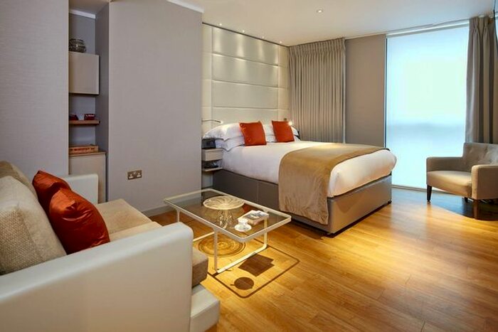 Studio To Rent In Lower Thames Street, London, EC3R