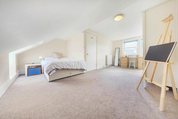 5 Bedroom Terraced House To Rent In Jedburgh Street, Battersea, London, SW11