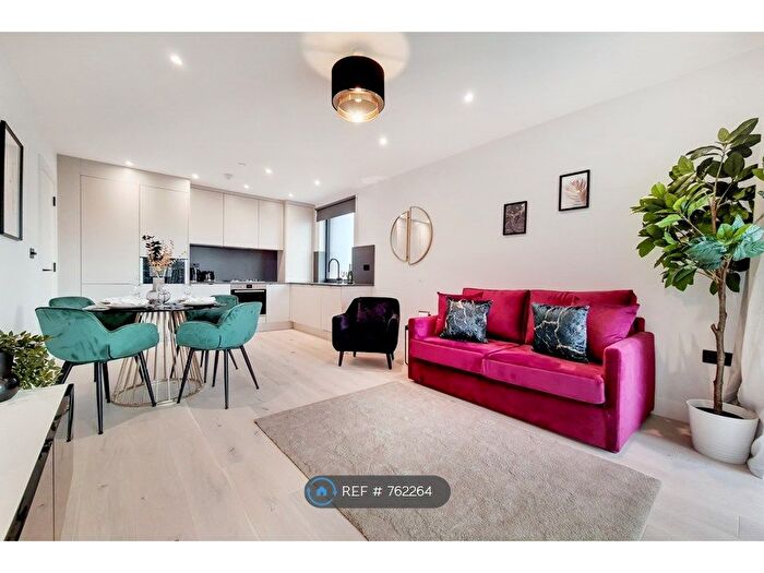 1 Bedroom Flat To Rent In Grovewood Apartments, Harrow, HA1