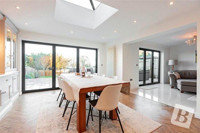 5 Bedroom Detached House For Sale In Southend Road, Wickford, Essex, SS11